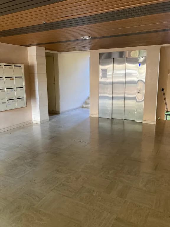Loue locaux  médical ou paramédical 16m2 +salle attente+sanitaires - Aix-en-Provence
