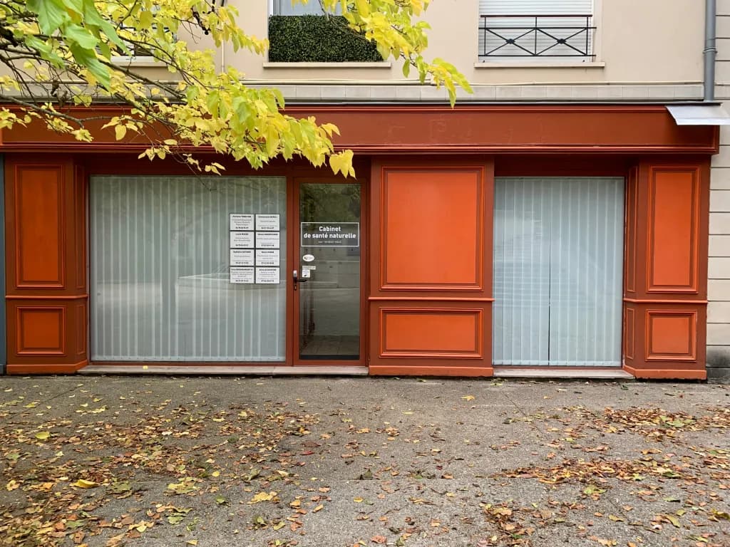 partage de cabinets: 12,84m2, 18,15 m2