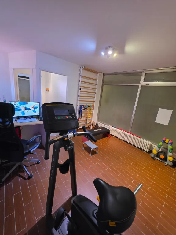 Location de cabinet pluridisciplinaire. 38m2. Puteaux