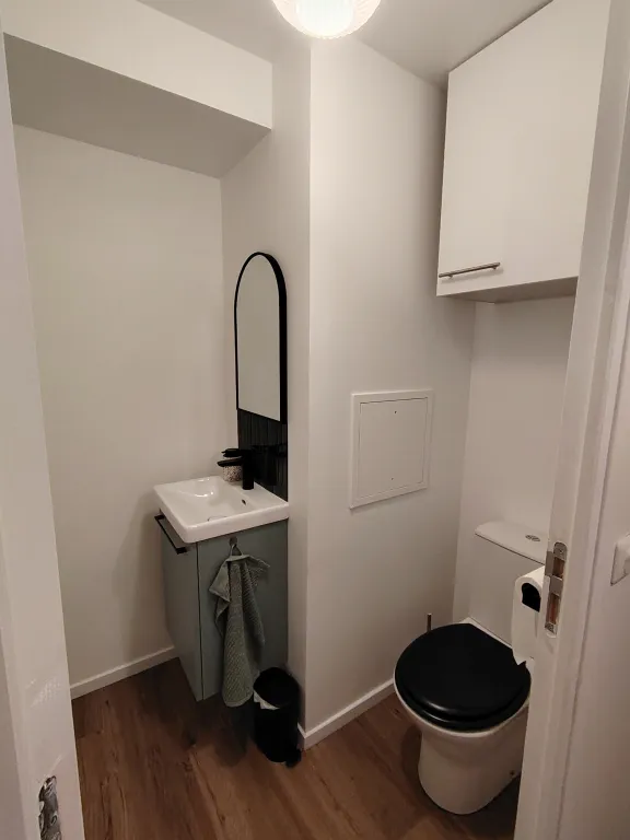 Partage cabinet à Romainville proche Carnot (ligne 11)