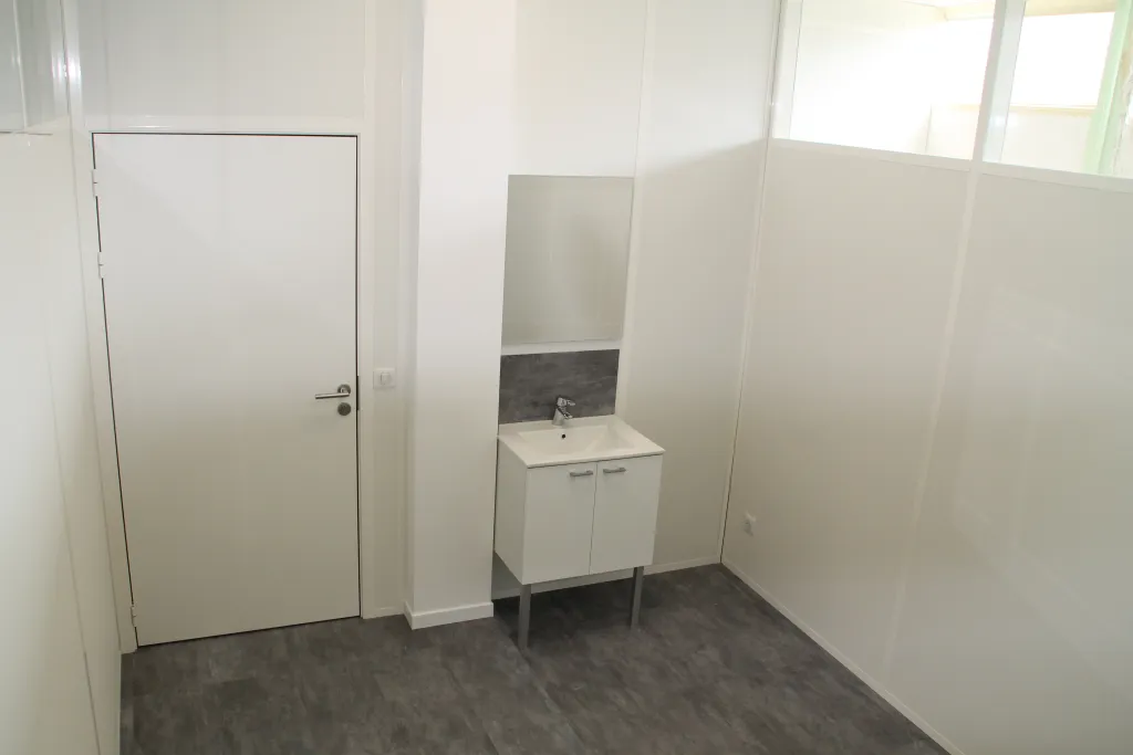 Cabinet 85 m2 climatisé, pmr, visiophone, proche pharmacie TAVERNY (95),