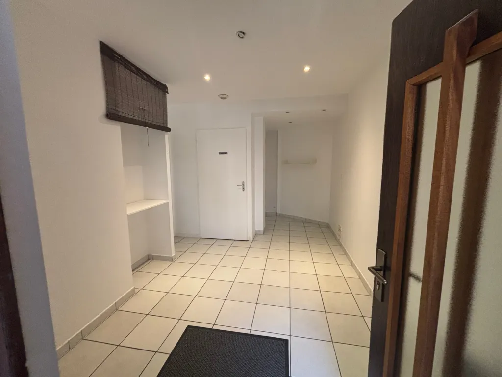 TOULOUSE HYPERCENTRE – SAINT-PIERRE / PLACE DE BOLOGNE - A louer Local professionnel de 45 m²
