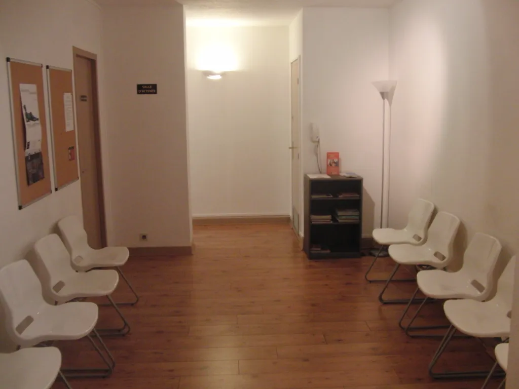 TOULOUSE Métro Jaurès – Bureau paramédical
