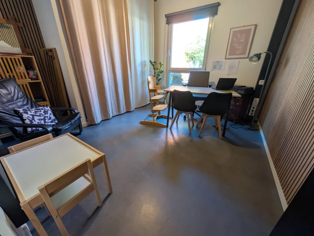 Bureau / cabinet 13,5 m² - Annecy Meythet - dès 145 €/mois CC