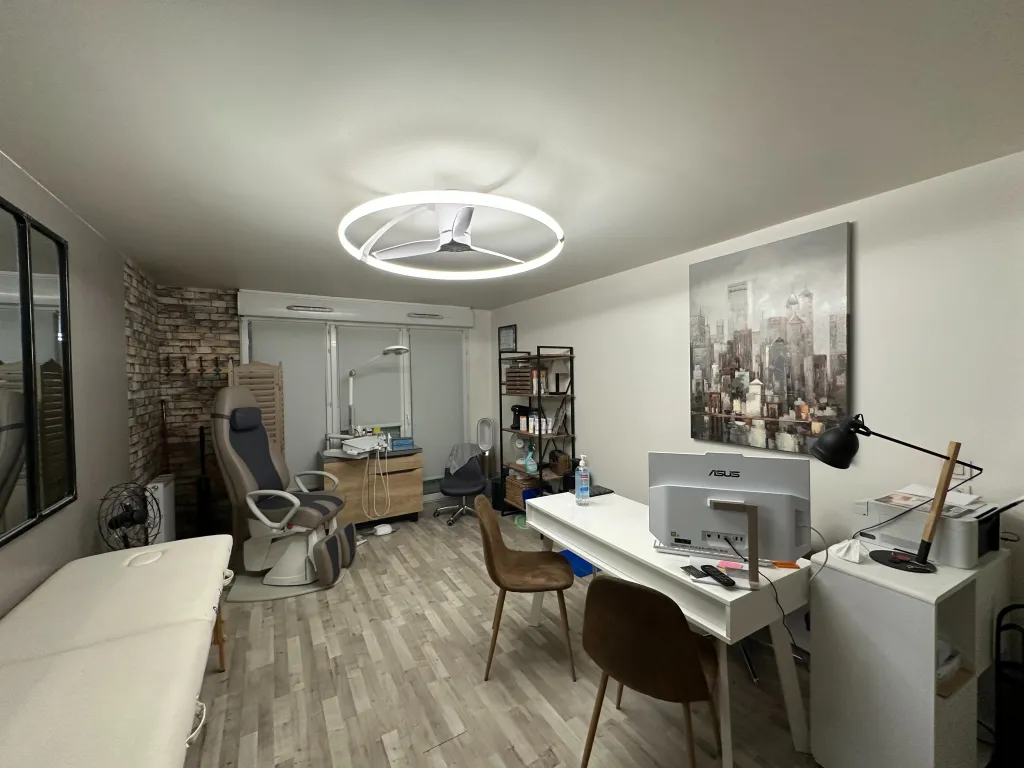 Location de bureau-cabinet de 20 m² dans pôle paramédical pluridisciplinaire centre ville de GAGNY