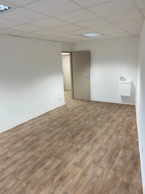 NIMES quartier Gare: Location cabinet médicaux/ paramédicaux / autres métiers de la santé