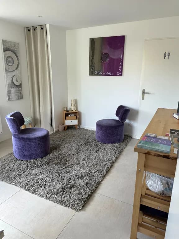 Cabinet de thérapie/paramédical 2 jours 20m2 Saint Didier au mont d'or 120€/mois