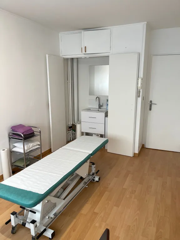 LOCAUX à LOUER À MELUN 77