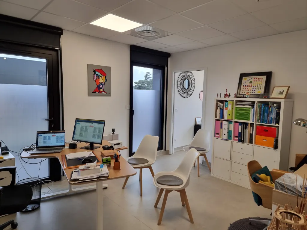 Suite départ notre médecin, recherchons un médecin ou paramédical / pôle santé de l’ouest lyonnais