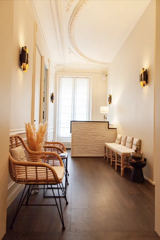 INSTITUT D’EXCEPTION AU CŒUR DE PARIS 1ER