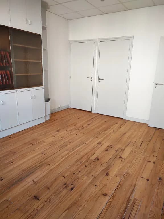 Bureau 17 m² Espace santé