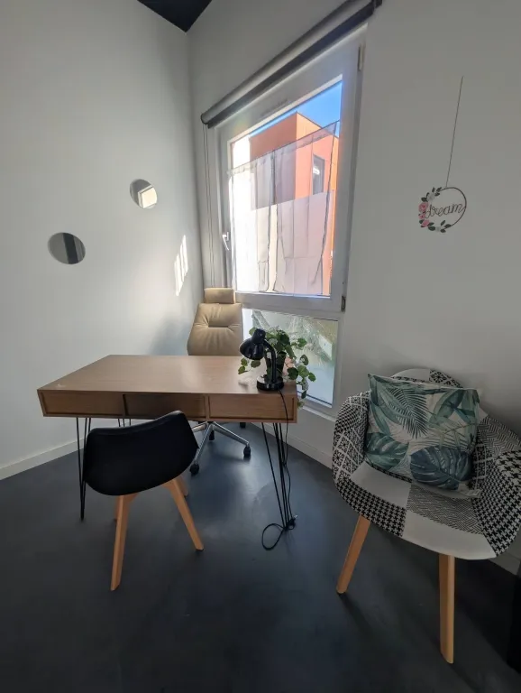 Bureau / cabinet 13,5 m² - Annecy Meythet - dès 145 €/mois CC