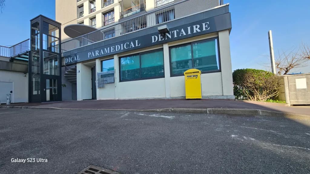 cabinet MEDICAL-PARAMEDICAL-DENTAIRE loue