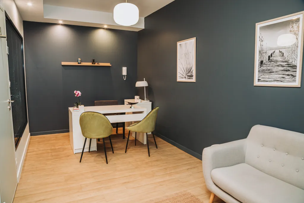 Salles de consultation équipées à louer — praticiens santé & bien-être — Bordeaux (sans bail)
