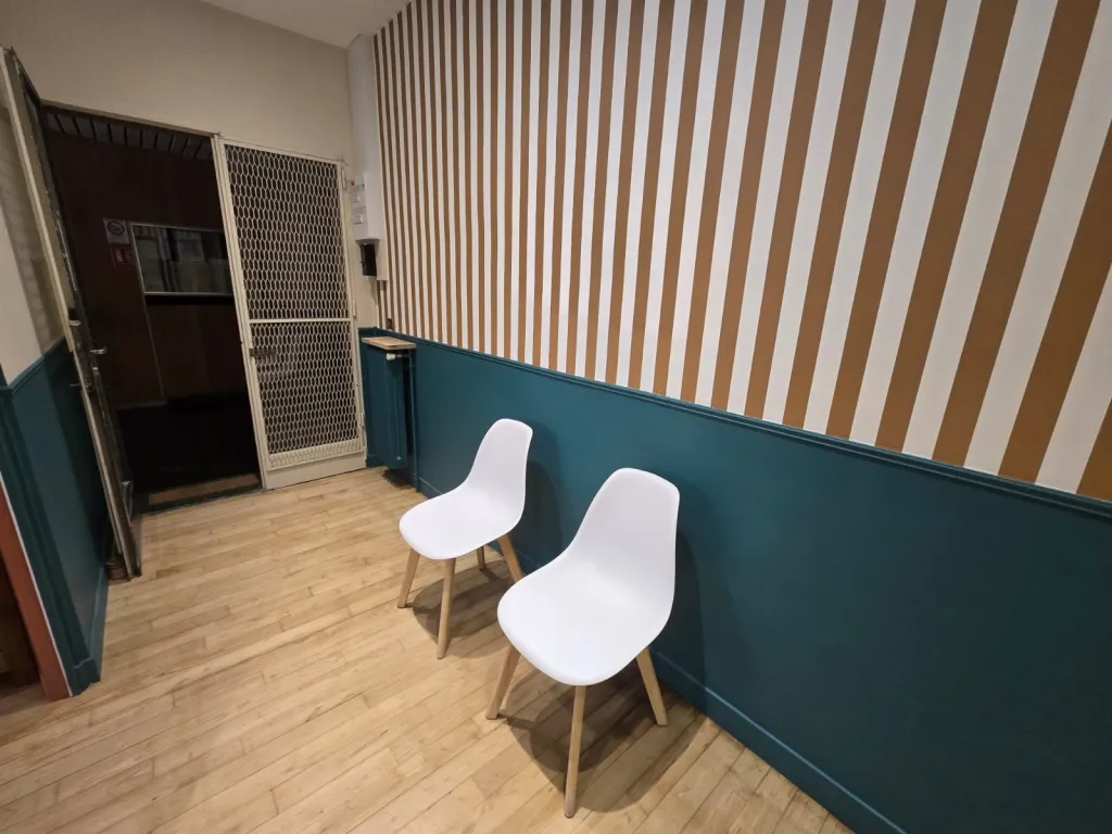 Bureau de 11 m² à Michel Bizot