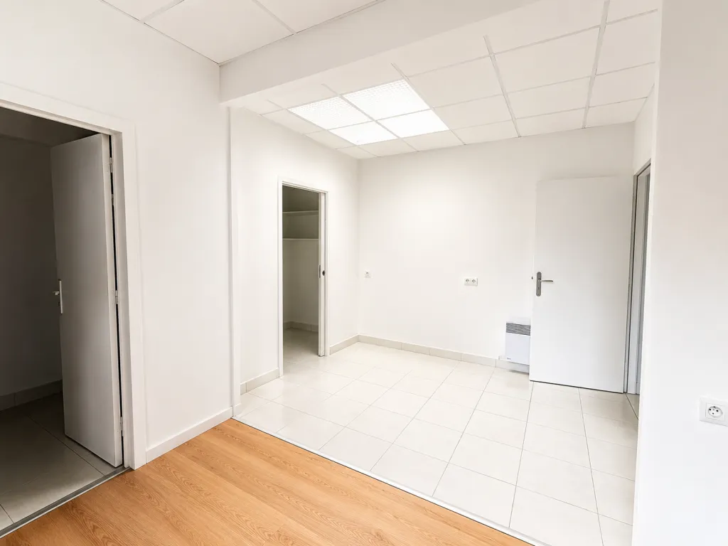 Local professionnel 19m2