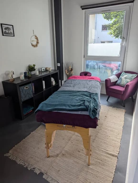 ✨ PLUSIEURS BUREAUX PROFESSIONNELS À LOUER À ANNECY–MEYTHET ✨