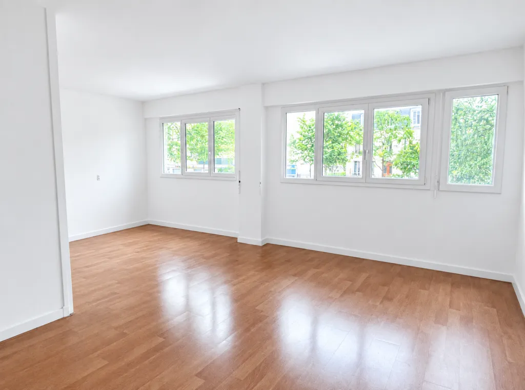 VASTE BUREAU A LOUER ET MISE A DISPO D'UN AUTRE BUREAU  - BOURG LA REINE (Hauts-de-Seine)