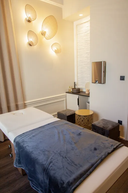 INSTITUT D’EXCEPTION AU CŒUR DE PARIS 1ER