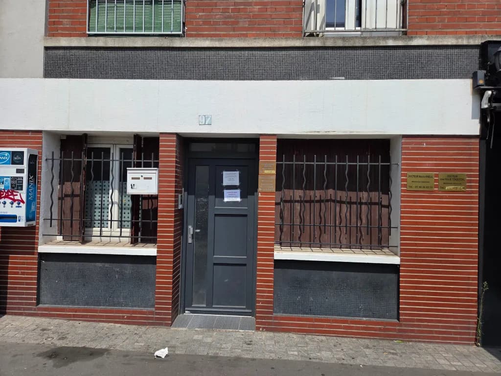 LOCAUX POUR CABINETS MEDICAUX EPINAY SUR SEINE. 97 AVENUE REPUBLIQUE