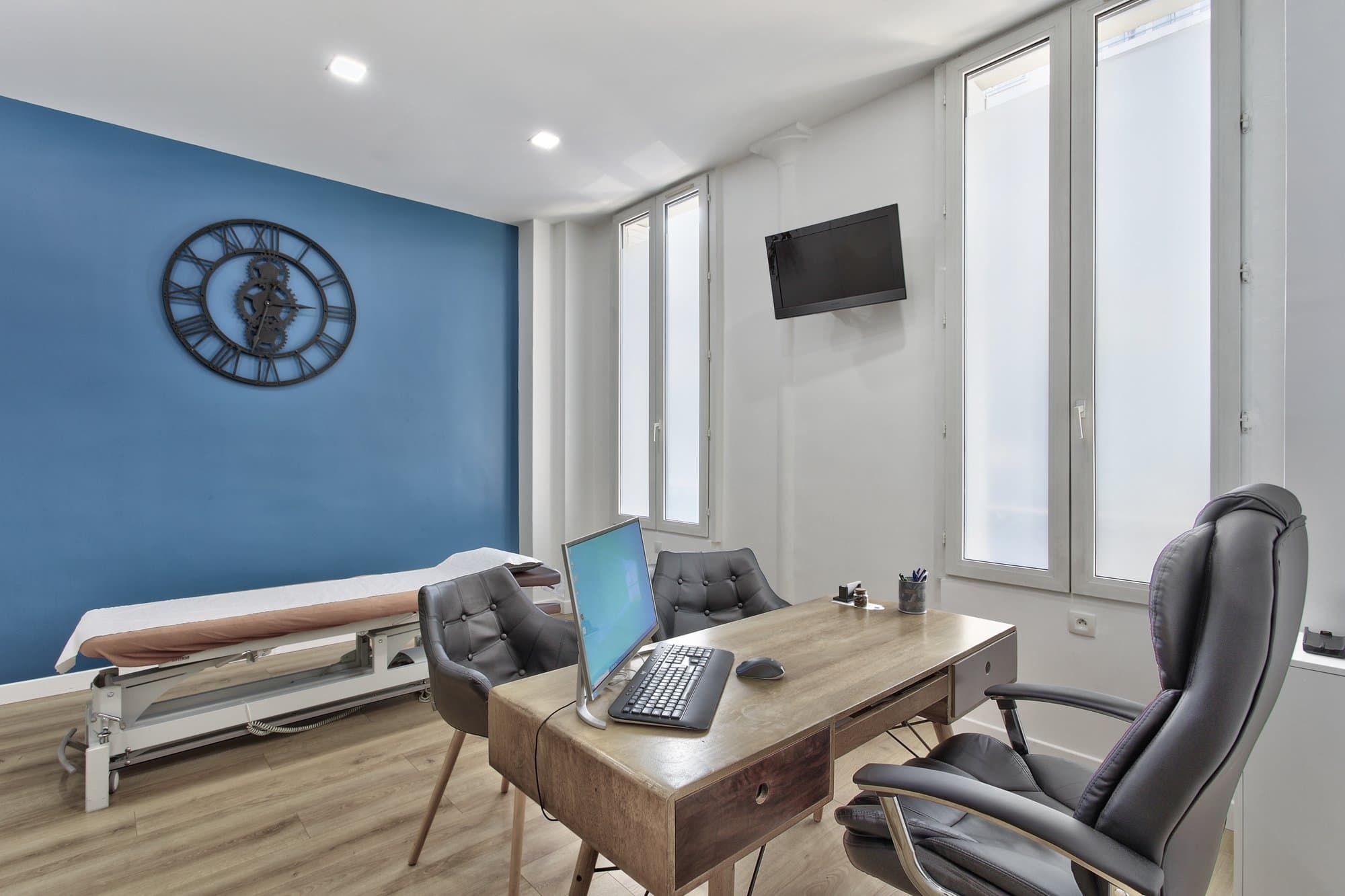 Local en maison de santé - Clichy - 20 m²