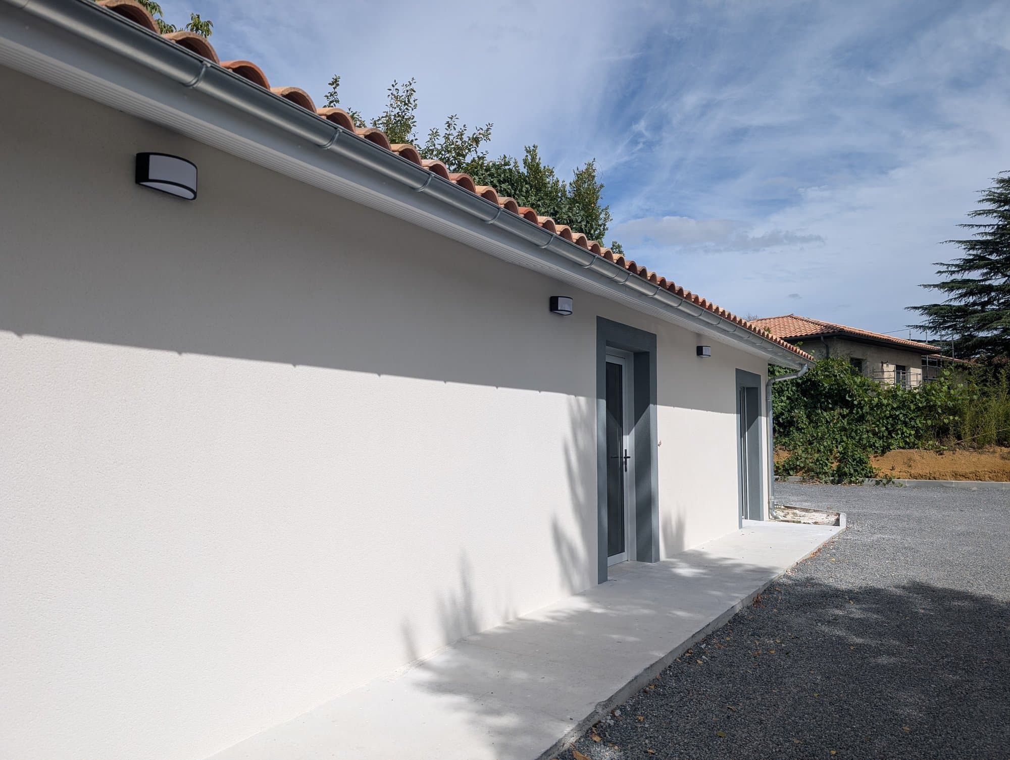 Local en maison de santé - Targon - 15 m²