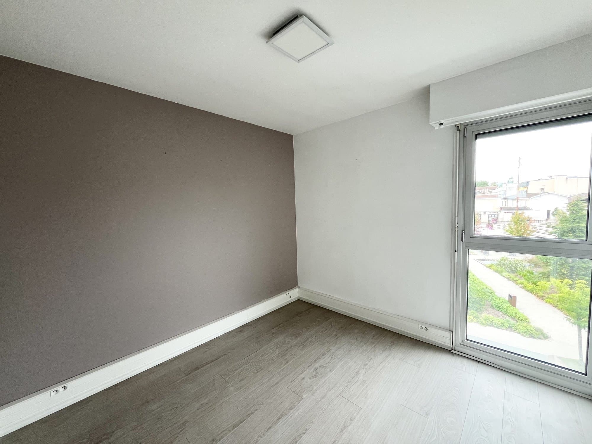 Cabinet médical - Gradignan - 77 m²