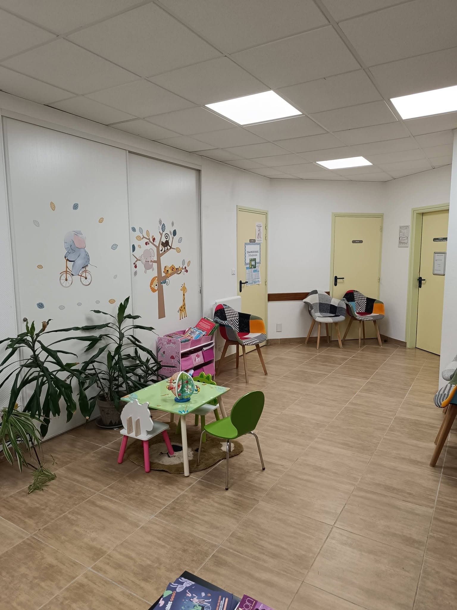 Local en maison de santé - Inzinzac-Lochrist - 30 m²