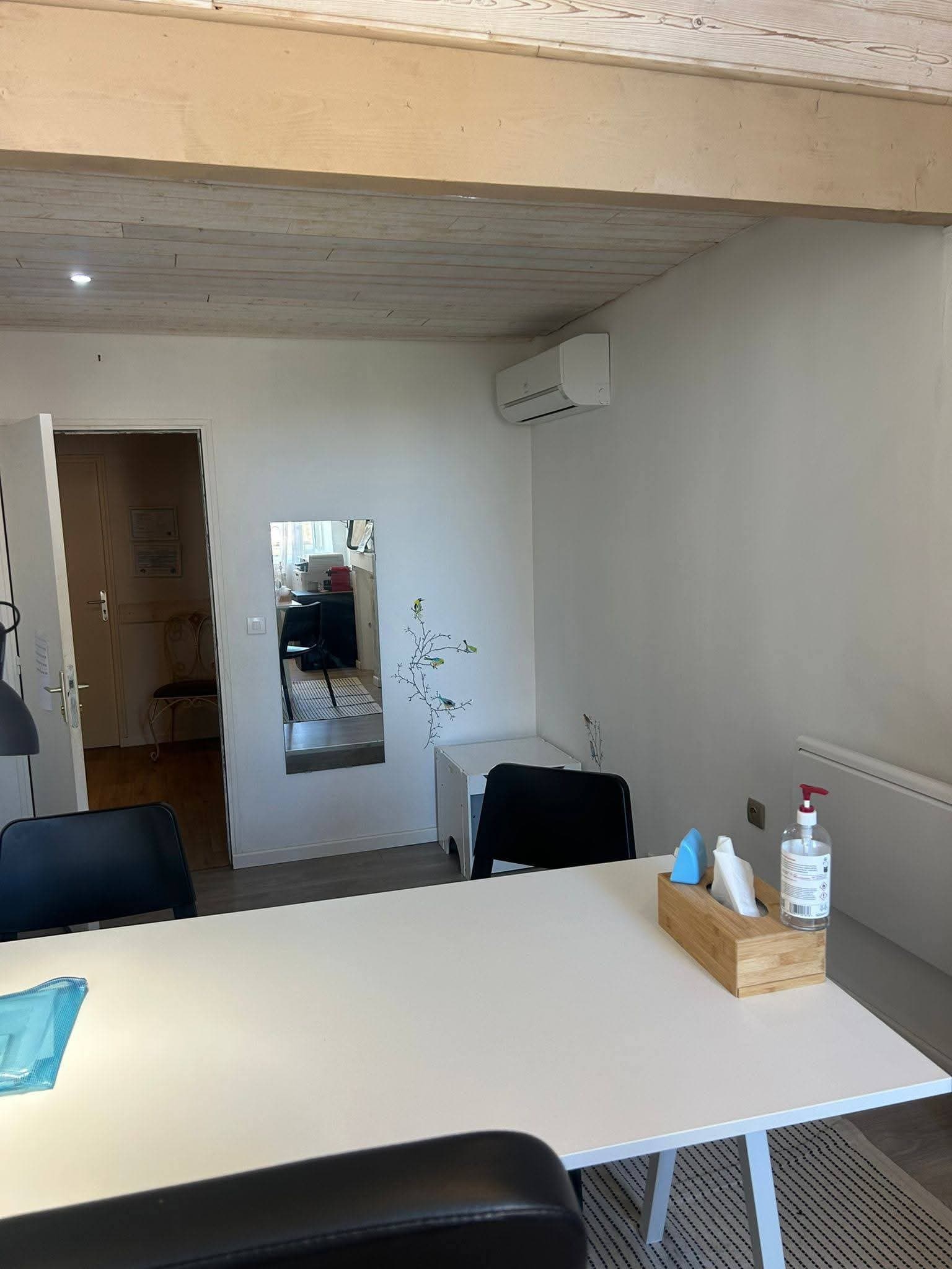 Cabinet médical - Macau - 14 m²