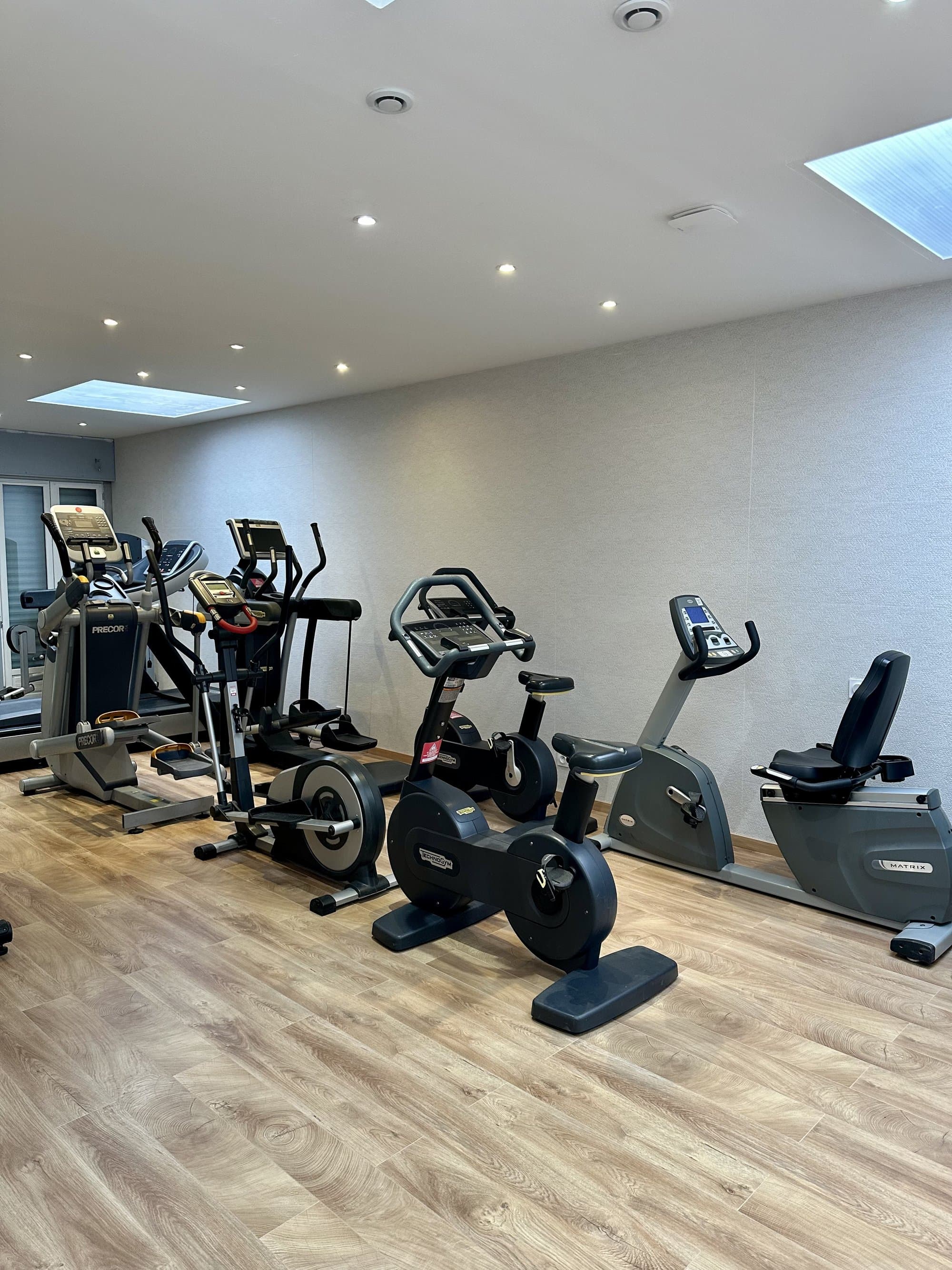 Cabinet médical - Vernou-la-Celle-sur-Seine - 300 m²