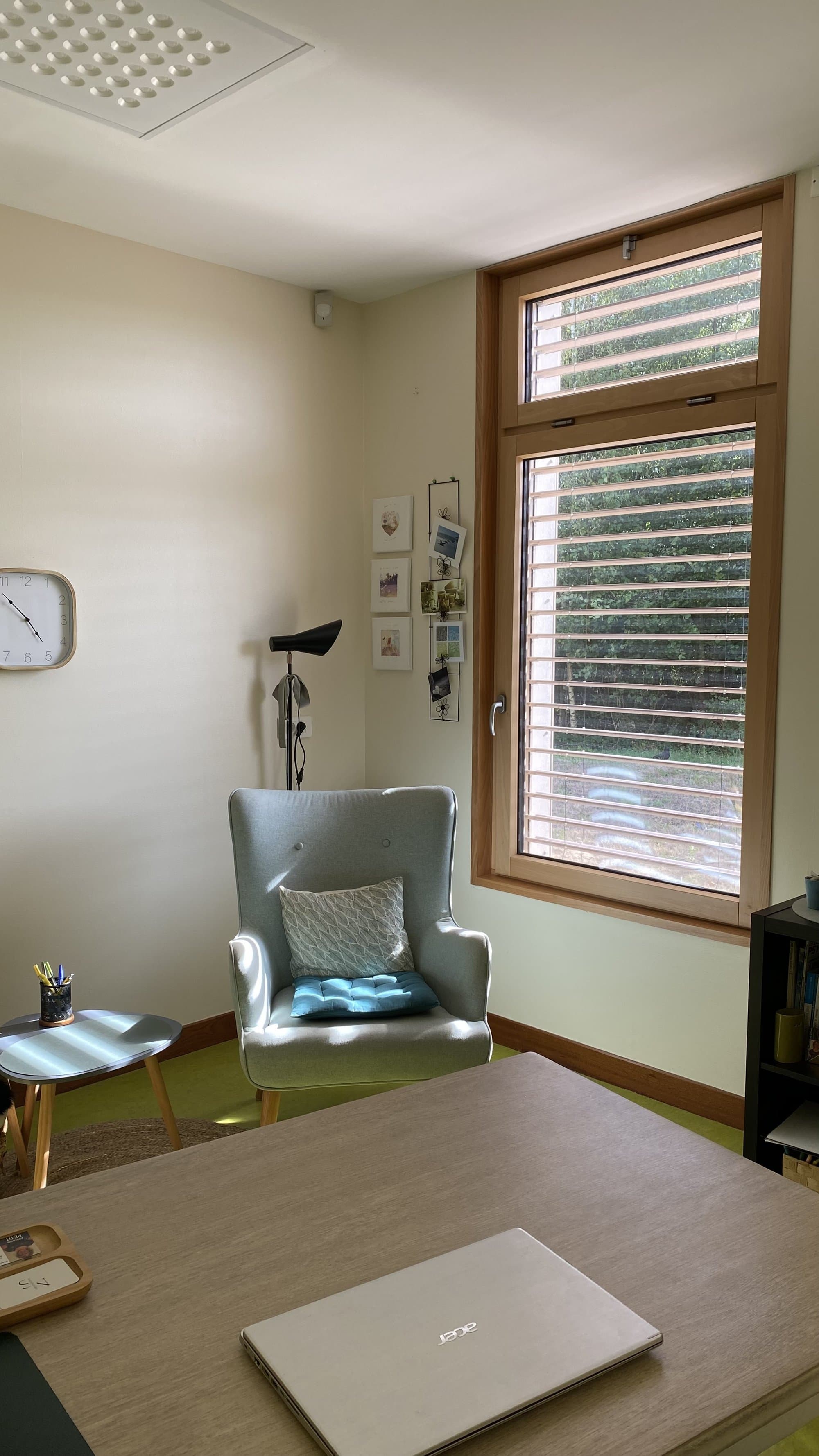 Local en maison de santé - Menoncourt - 11 m²