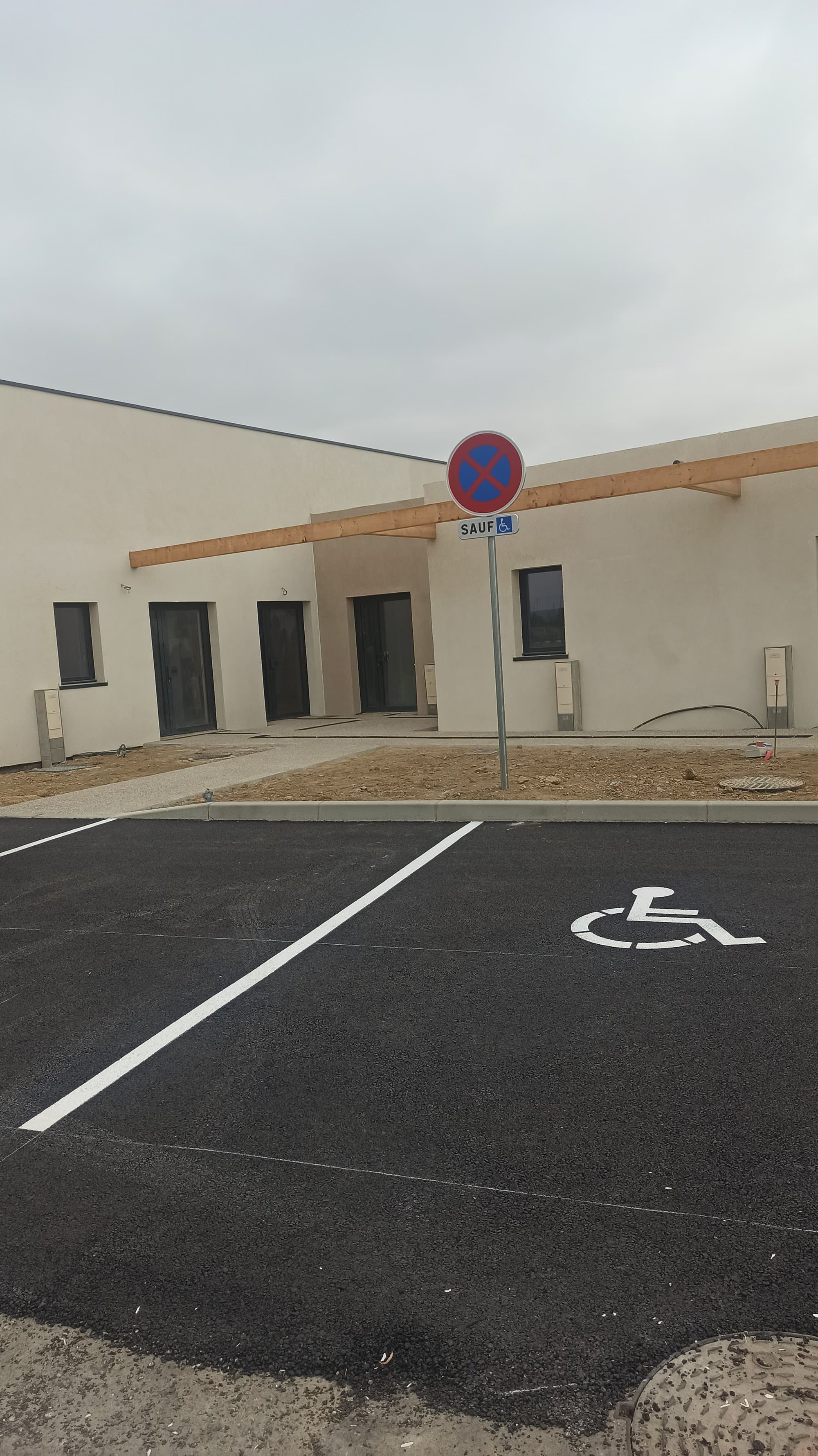 Cabinet médical - Vendres - 28 m²