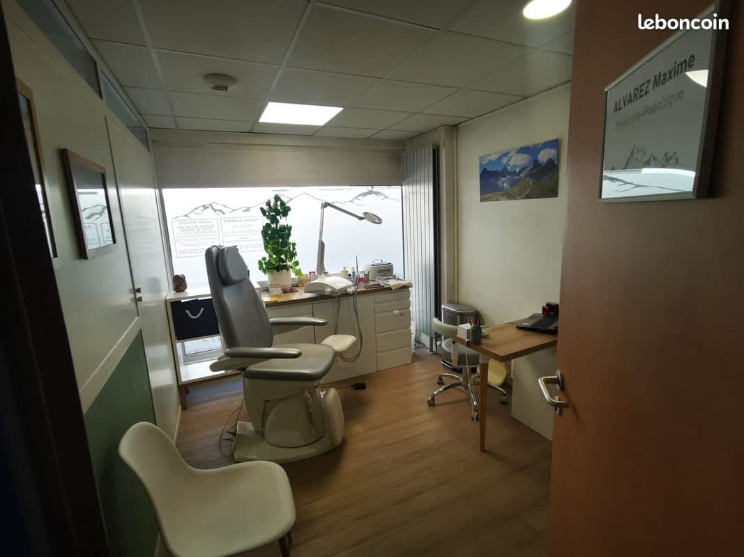 Cabinet médical - Thonon-les-Bains - 10 m²