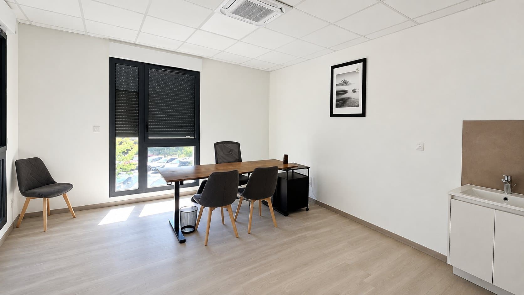 Local en maison de santé - Peynier - 17 m²