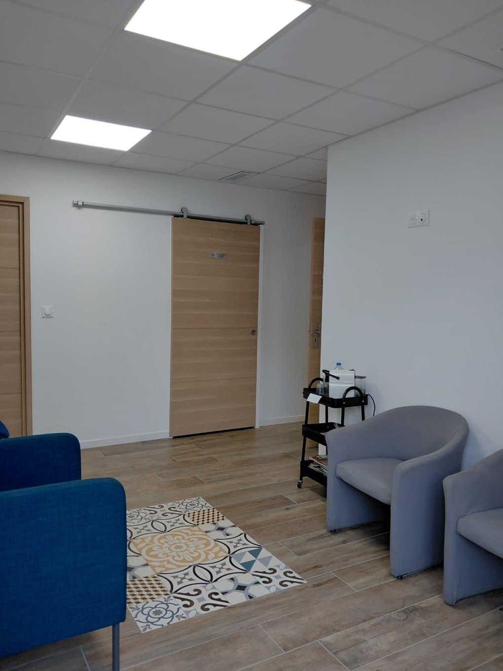 Cabinet médical - La Destrousse - 18 m²