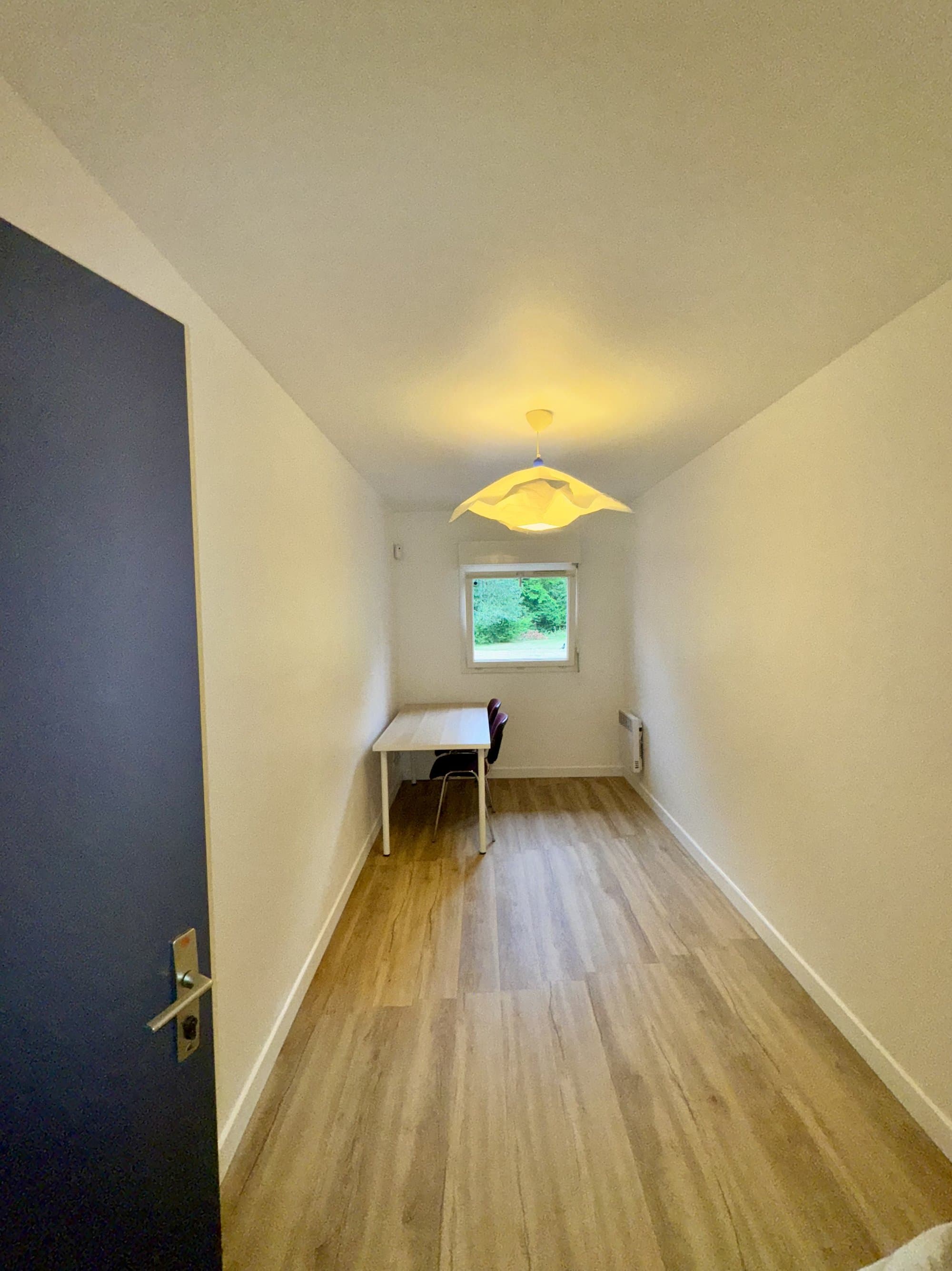 Local en maison de santé - La Brède - 13 m²