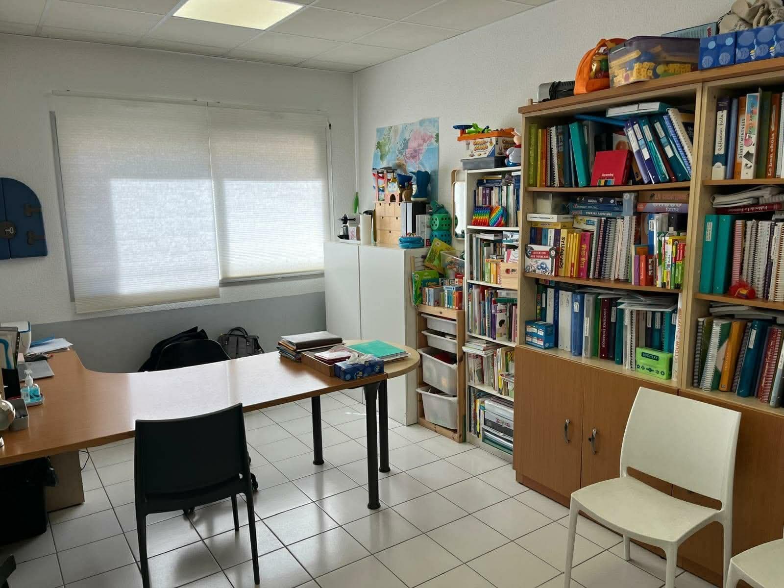 Local en maison de santé - Aimargues - 15 m²