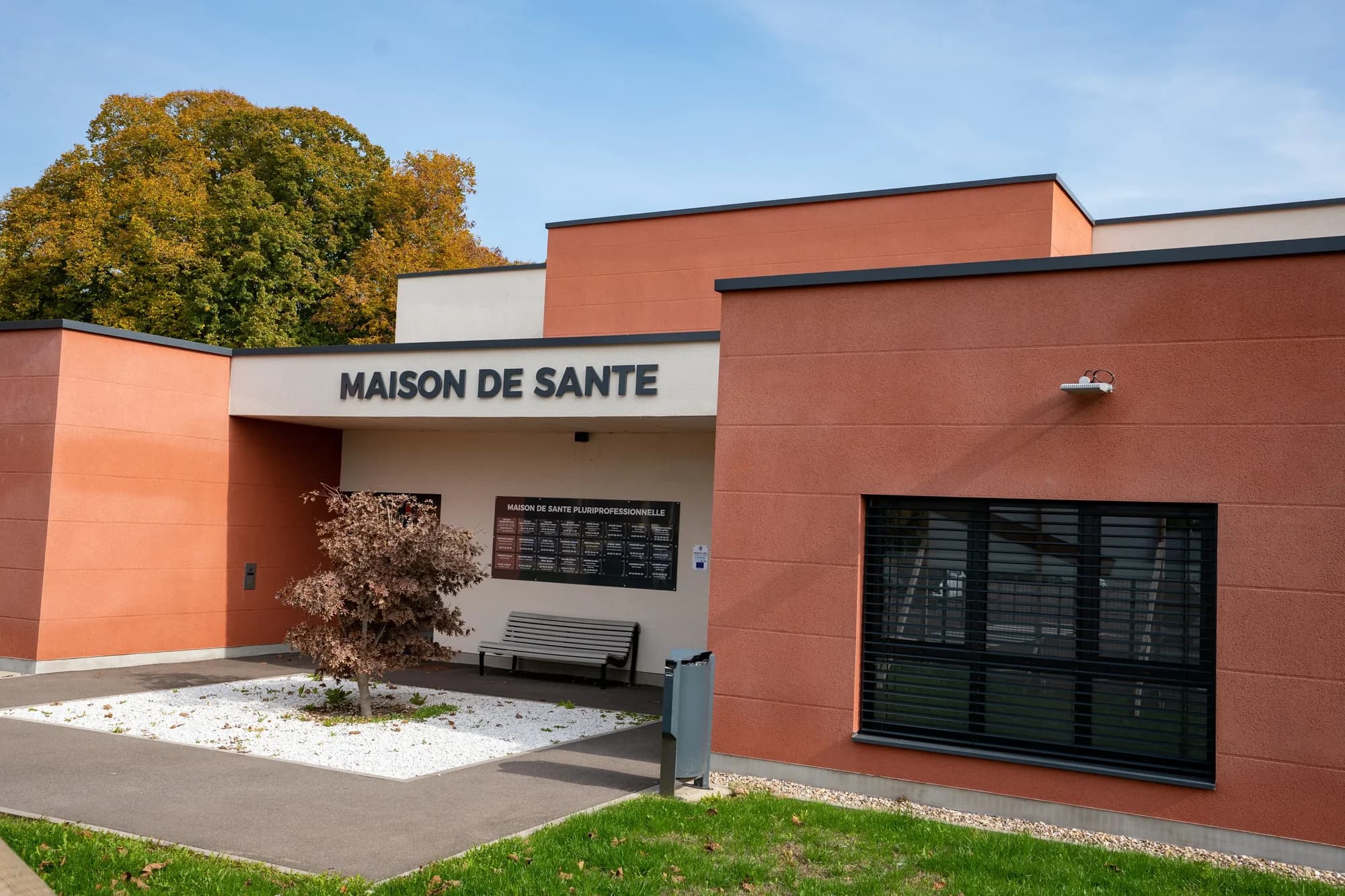 Local en maison de santé - Morhange - 30 m²