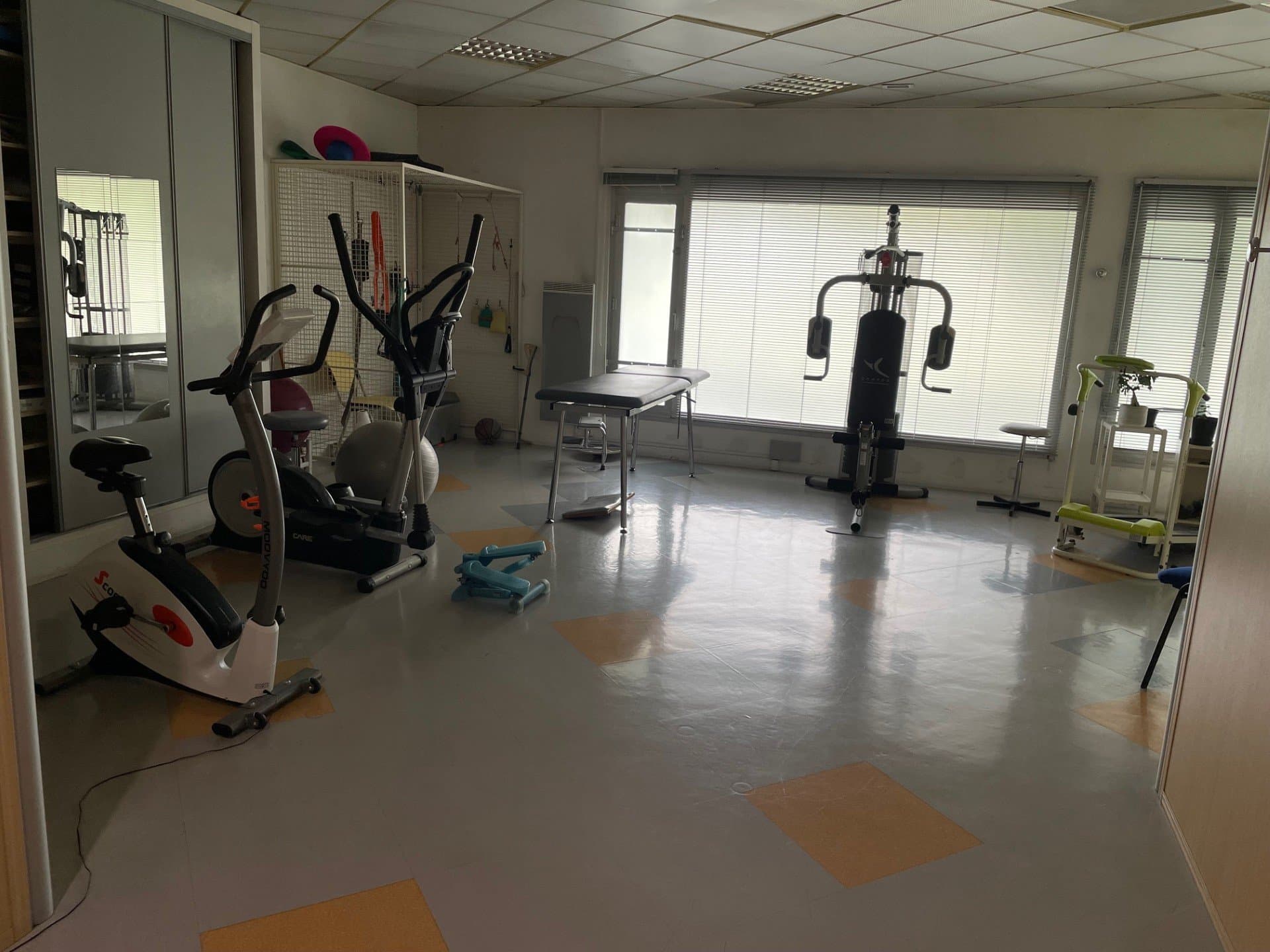 Cabinet médical - Tours - 180 m²
