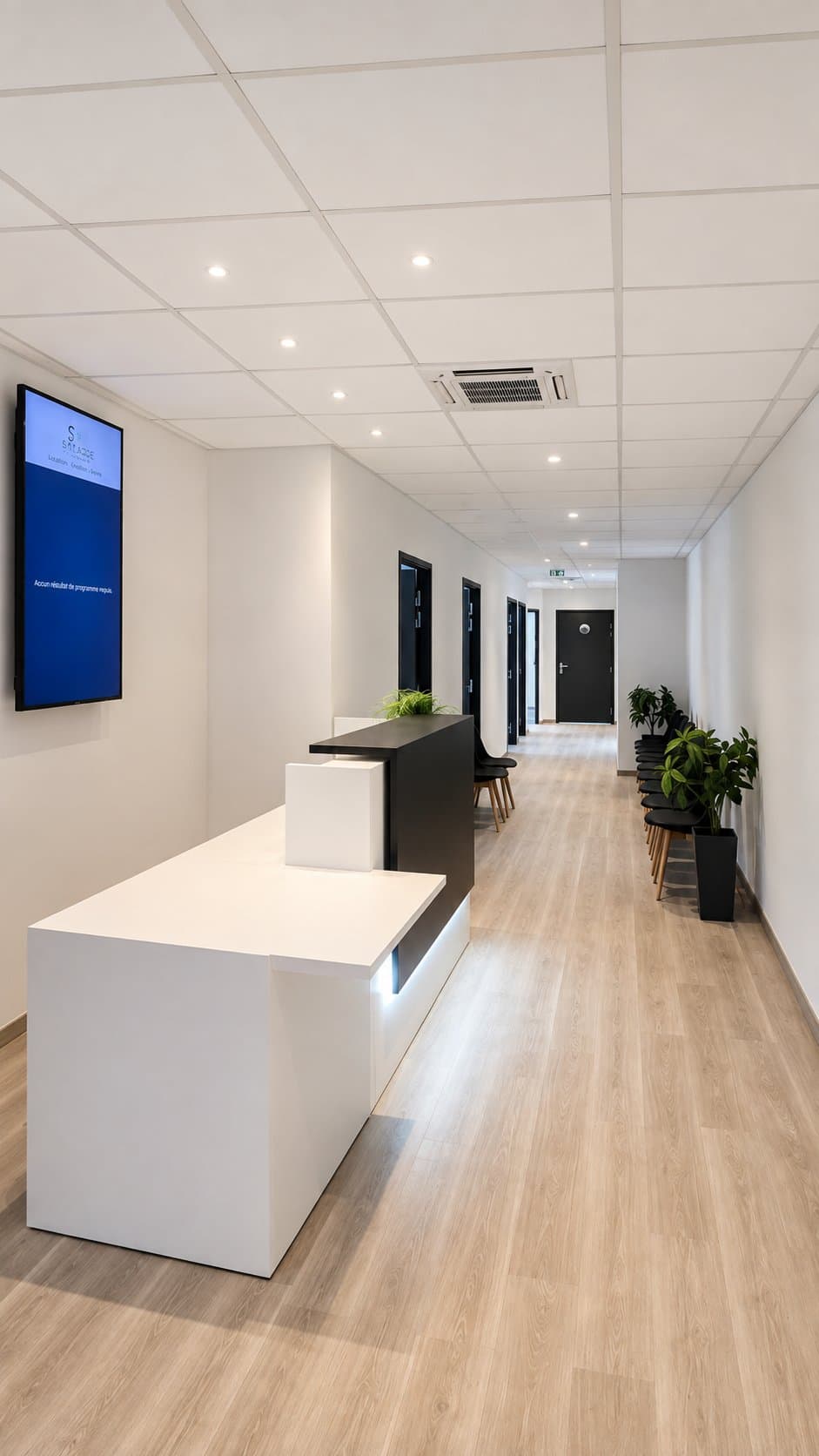 Local en maison de santé - Peynier - 17 m²