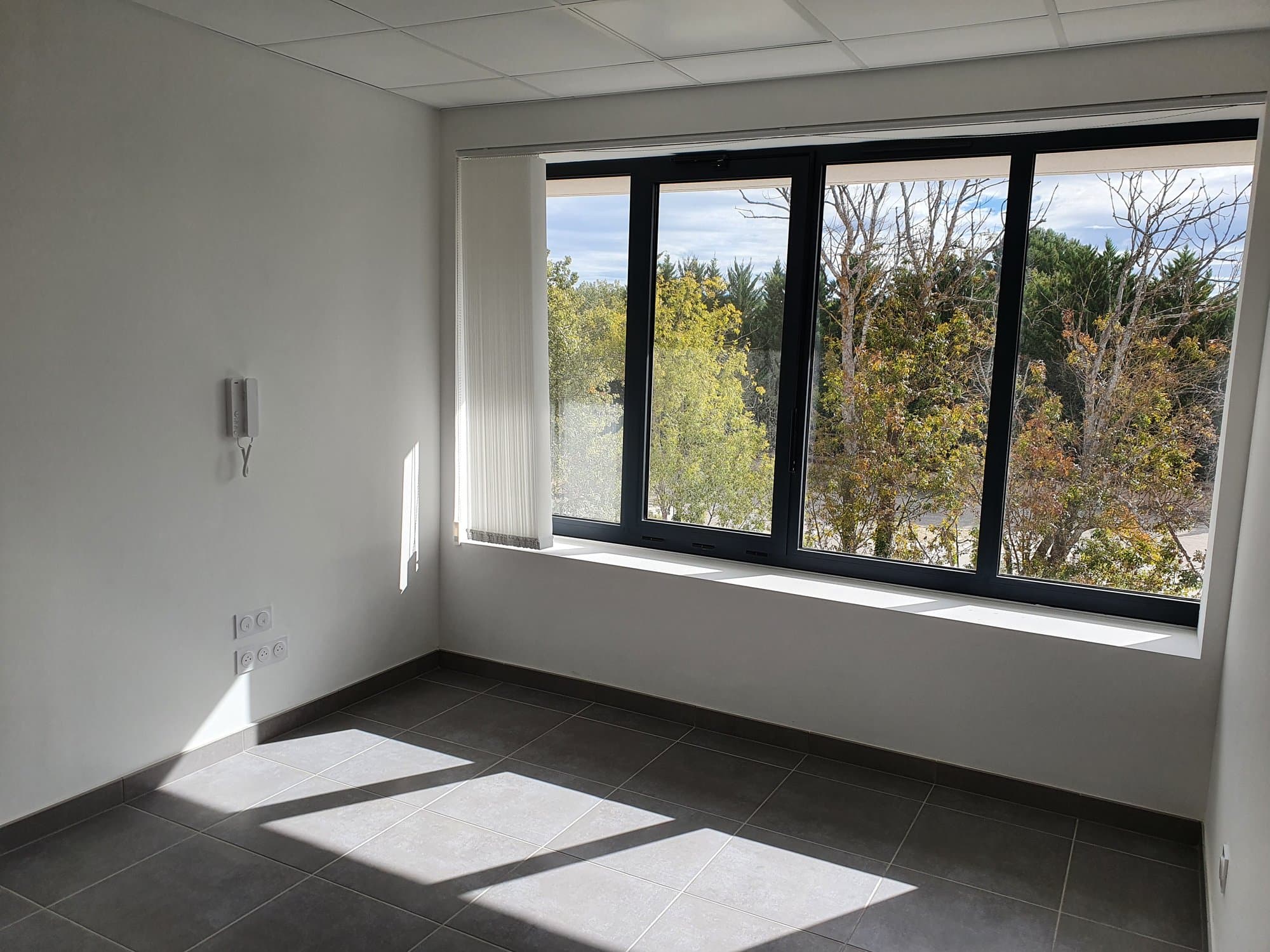 Cabinet médical - Venelles - 11 m²