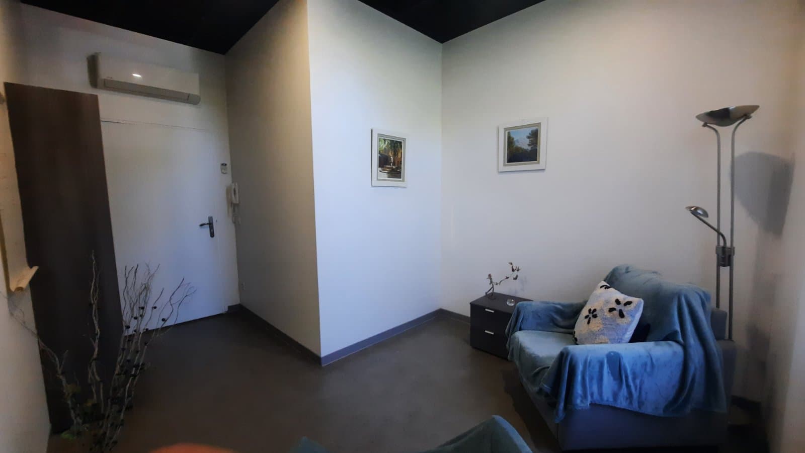Local en maison de santé - Aix-en-Provence - 11 m²