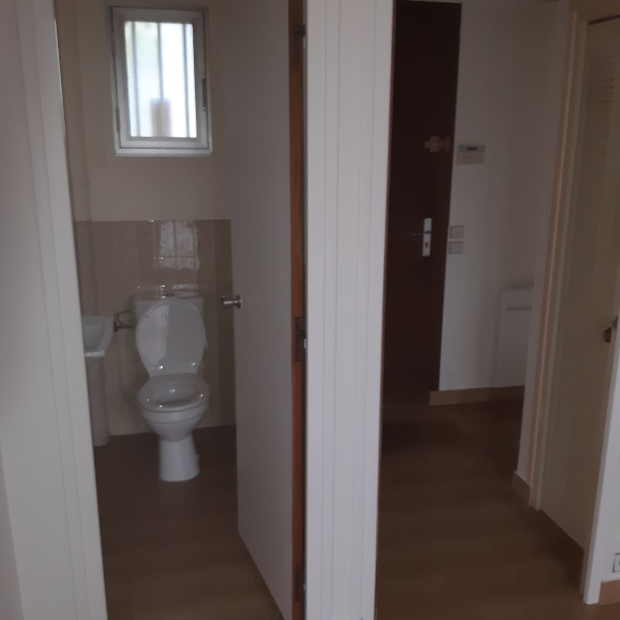 Cabinet médical - Champagne-sur-Seine - 56 m²