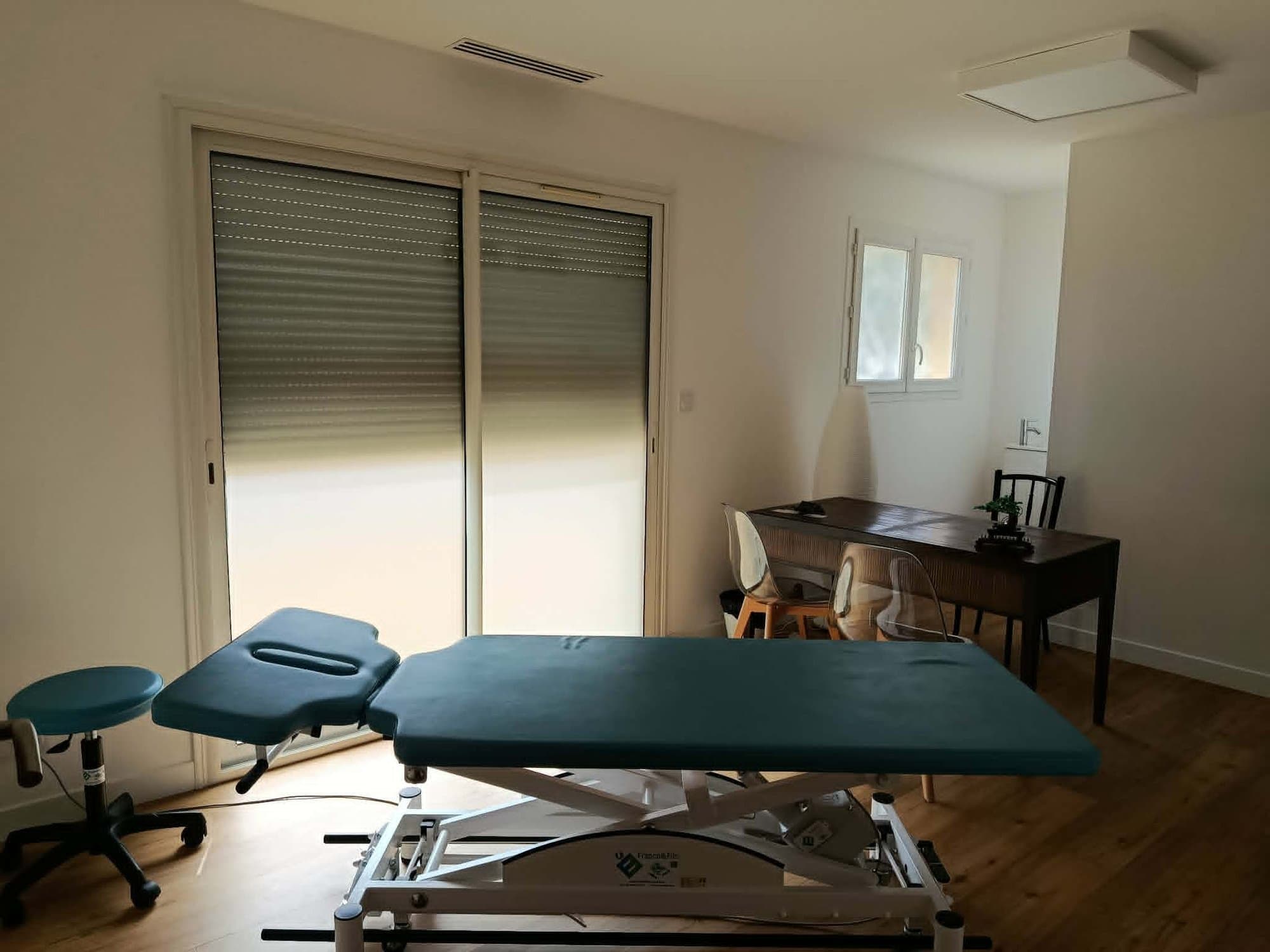 Local en maison de santé - Saint-André-de-Cubzac - 15 m²