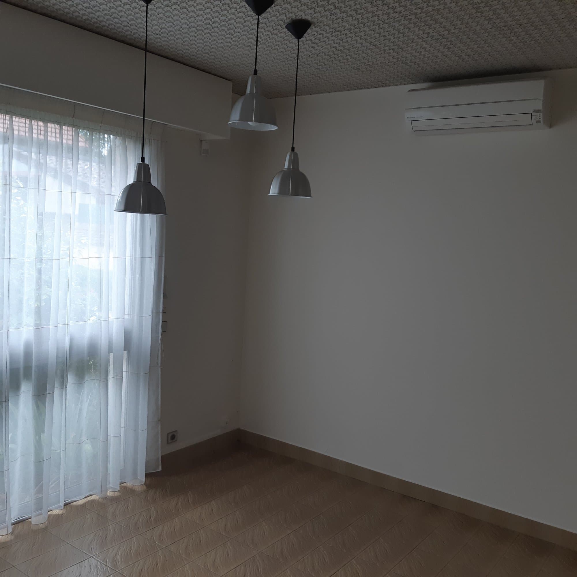 Cabinet médical - Champagne-sur-Seine - 56 m²