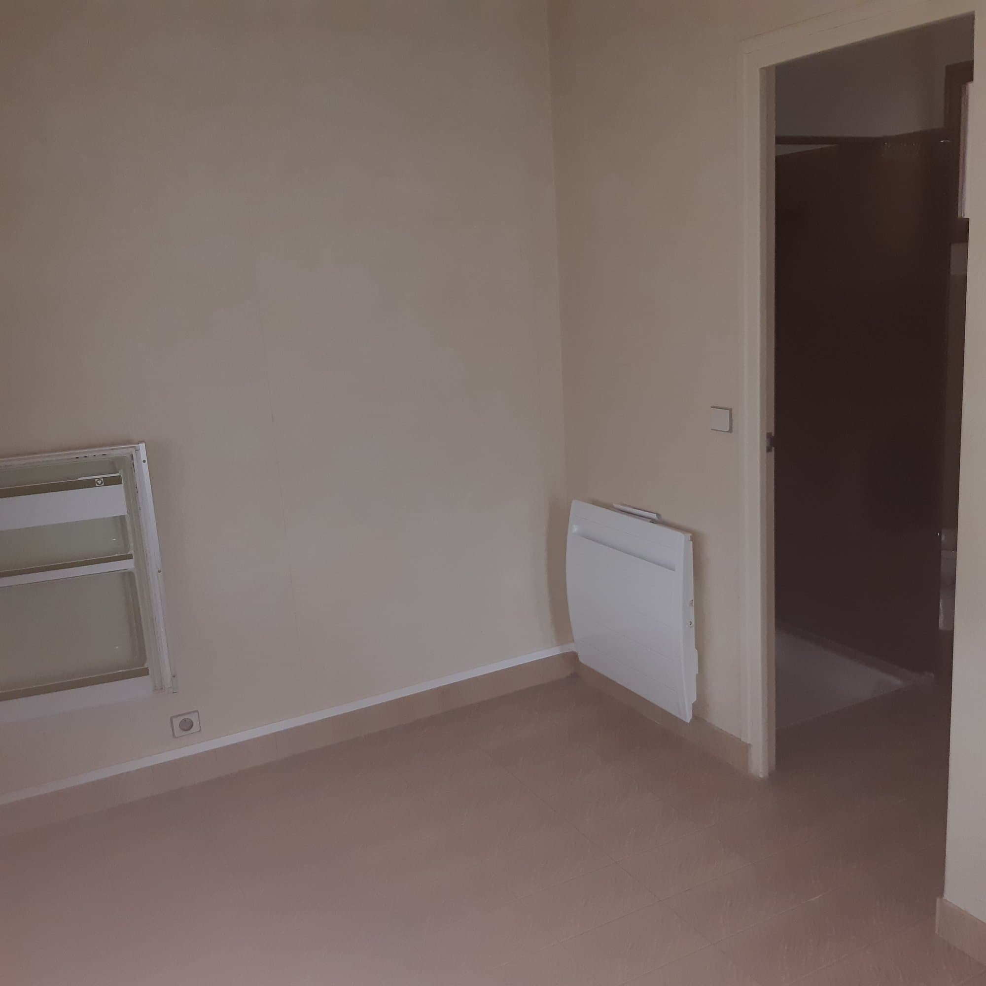 Cabinet médical - Champagne-sur-Seine - 56 m²