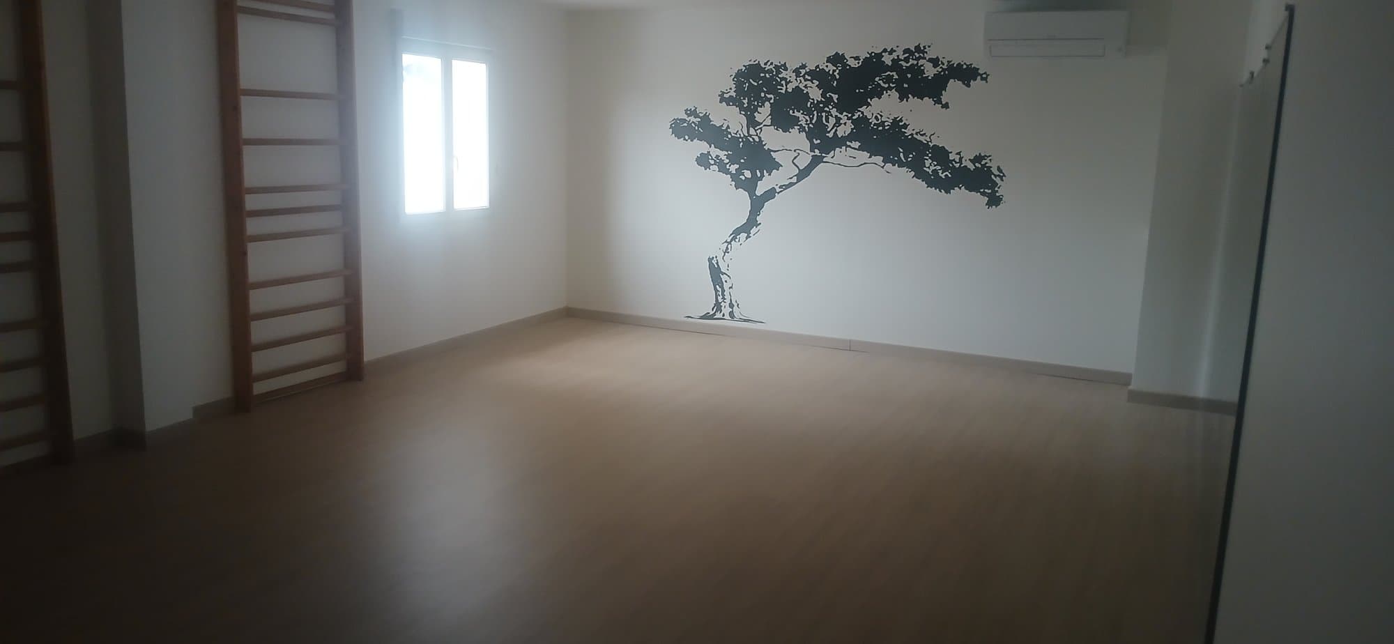 Local en maison de santé - Artigues-près-Bordeaux - 75 m²