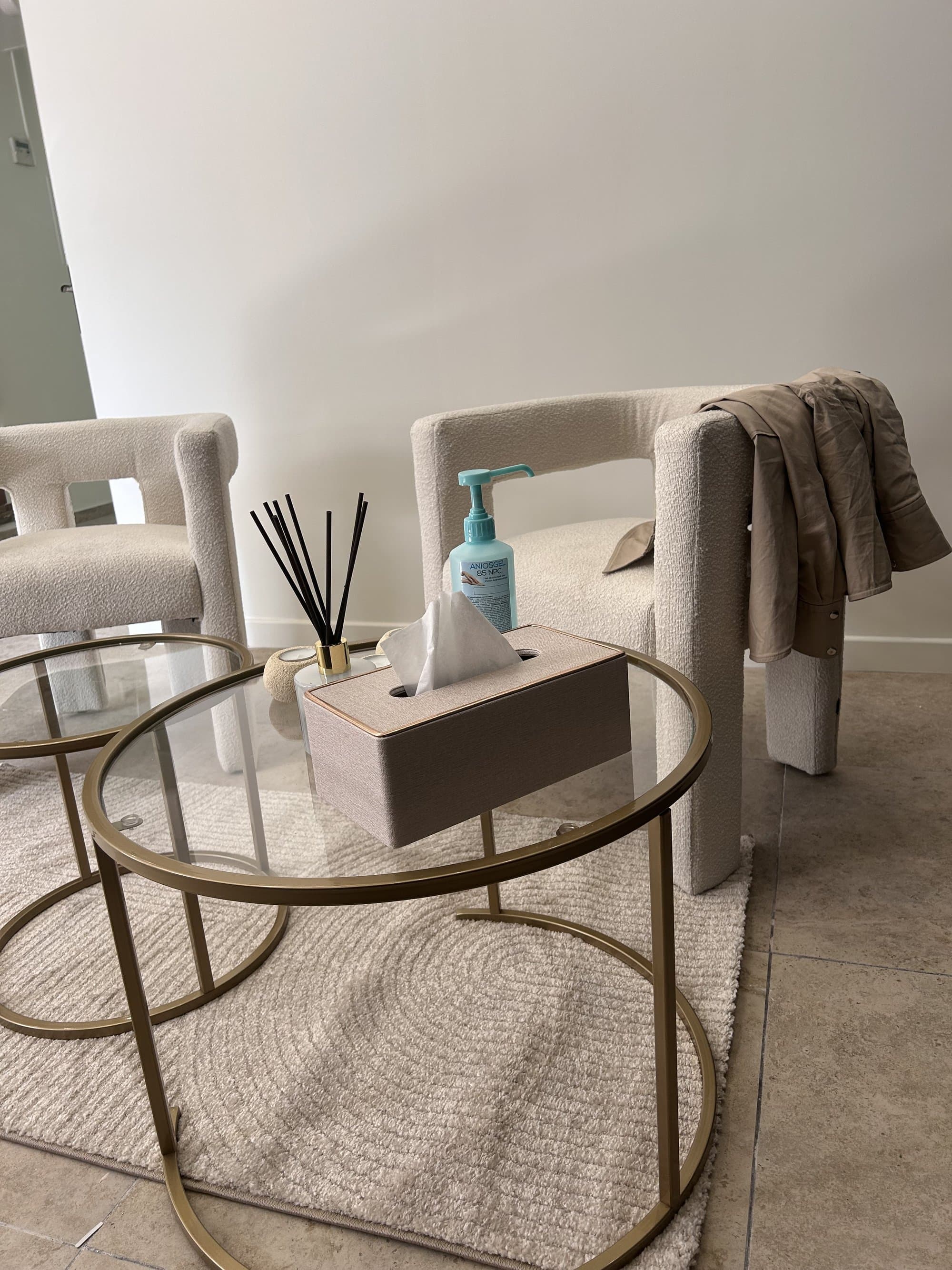 Local en maison de santé - Levallois-Perret - 12 m²