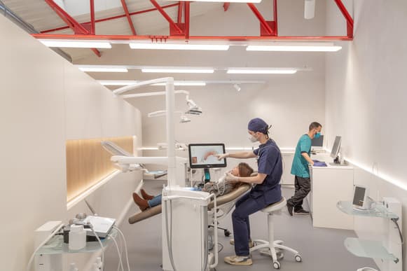 Chirurgien-dentiste entrepreneur (h/f) ? entreprenez avec nous !