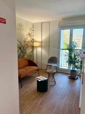 Poste dentiste libéral h/f dans cabinet privé standing.